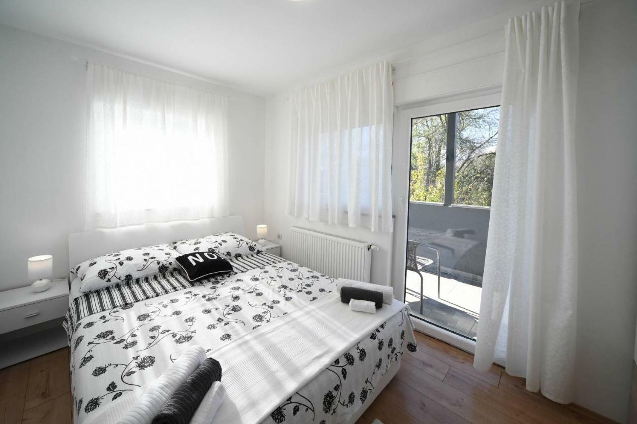 "Oasis Of Peace Zagreb-Apartments" エクステリア 写真