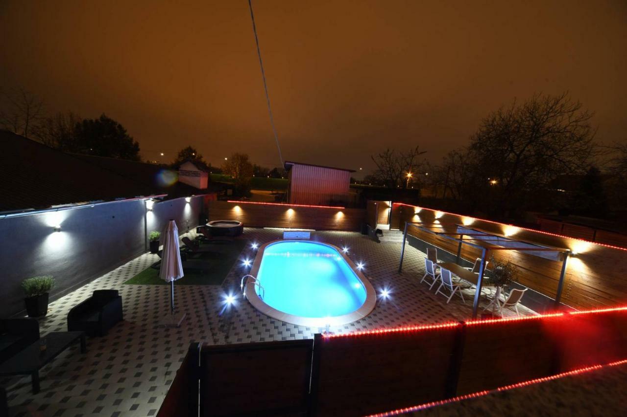 "Oasis Of Peace Zagreb-Apartments" エクステリア 写真